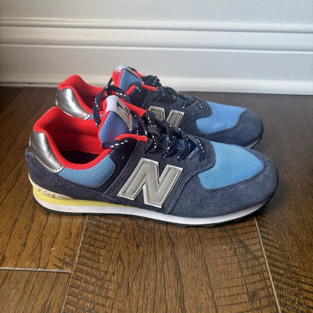 New Balance 574 Sneakers Size 7 EU 40 Kids/Boys Blue Red Silver New